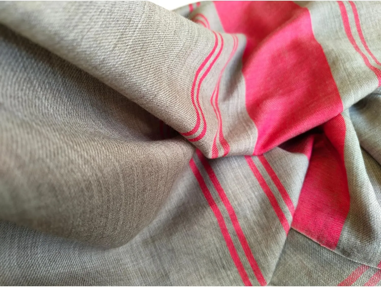 100% pure Cashmere Scarf, Super large size for Men and Women, Warm & Soft Pashmina scarves