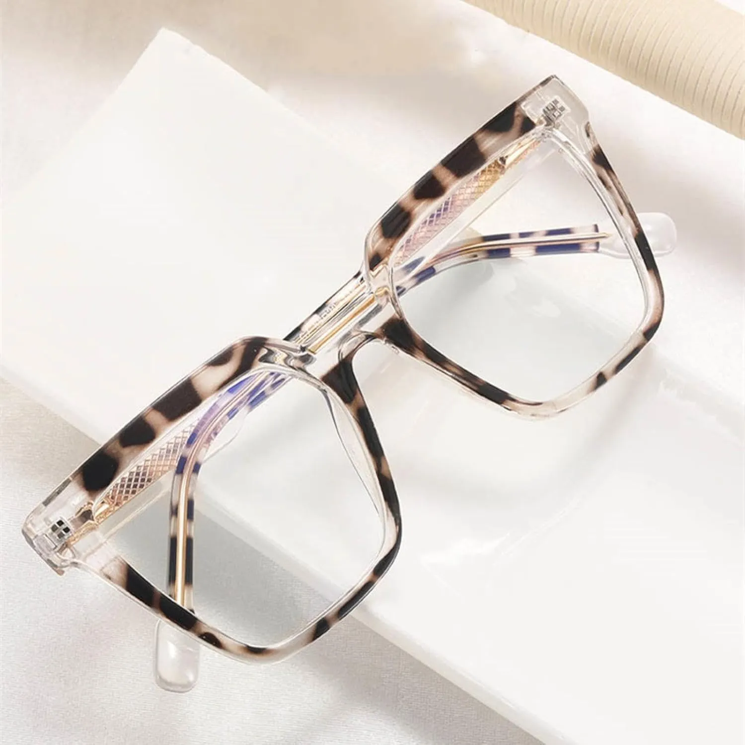 Fashion Retro Spectacle Frame Two Color Splicing Women Cat Eye